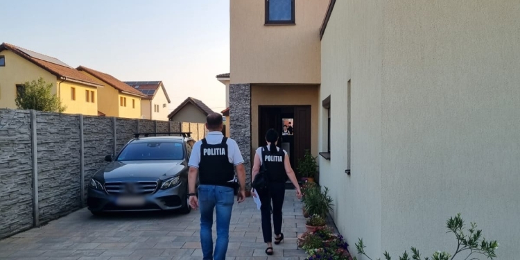 Percheziții în Timiș. S-au căutat evazioniști fiscali Bolt și Uber