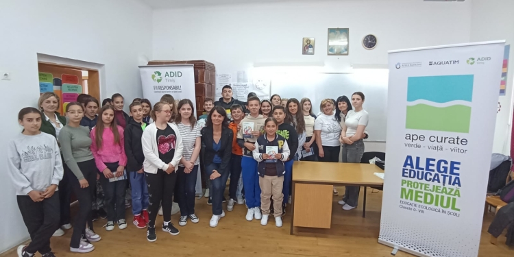Ore de educație ecologică susținute de Aquatim în școli din Timiș FOTO