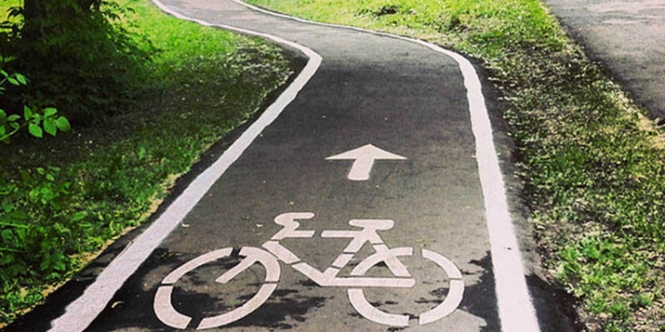 Primăria Timișoara extinde rețeaua de piste pentru biciclete! Un nou traseu sigur pe strada Cosminului