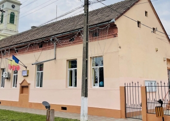 Elevă pălmuită de dirigintă, în timpul unui scandal la o școală din Timiș