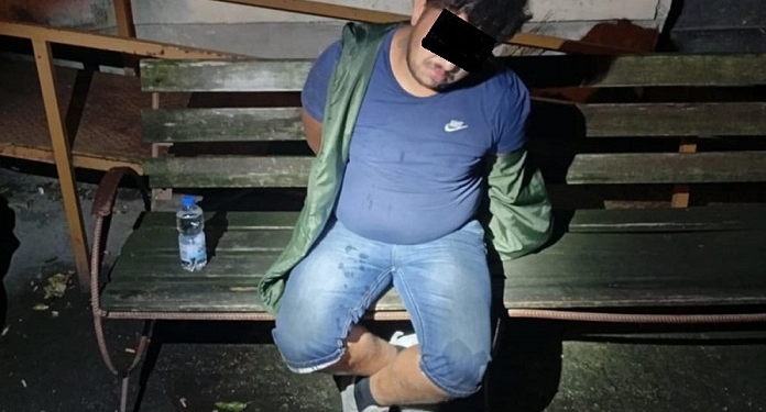 Un bărbat beat a amenințat trei tineri cu cuțitul, în Complexul Studențesc din Timișoara