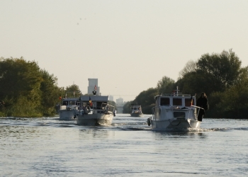 Inedit! Două ambarcațiuni navighează din Otelec până în locul din Serbia unde Bega se varsă în Tisa