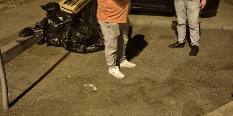 „Noaptea ca hoții” abandonau deșeuri prin Complexul Studențesc din Timișoara