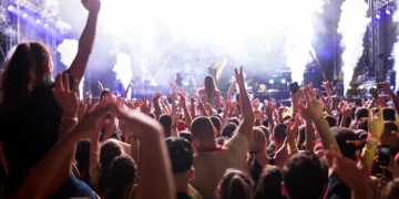 Lasă mașina acasă dacă mergi la Forza Zu de la Timișoara. Transportul public suplimentat, la Aeroportul Internațional Timișoara