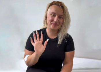 O timișoreancă de 35 ani, cu tumoră cerebrală greu de operat, salvată de medicii din Iași