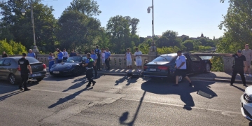 Accidentul de pe podul Mihai Viteazu din Timișoara: șoferul care a intrat intenționat în mașina de pe sensul opus, reținut