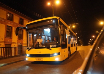 Se testează noile troleibuze din Timișoara înainte de probele pentru intrarea pe trasee