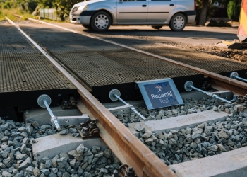 Atenție, șoferi! Două treceri la nivel cu calea ferată din Lugoj, în reabilitare FOTO