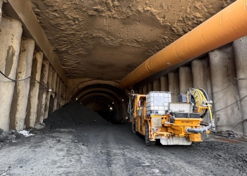 Mobilizare uriașă! Se lucrează la ambele tuneluri de pe lotul Margina – Holdea FOTO