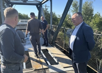 Primăria Sânmihaiu Român repară podul peste râul Bega din Utvin FOTO