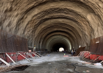 Se lucrează de zor la străpungerea tunelurilor de pe lotul Margina – Holdea