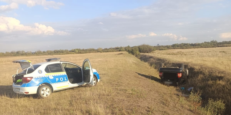 Fuga nu e nici sănătoasă, uneori. Cu poliția pe urme, un bărbat din Timiș a sfârșit în șanț