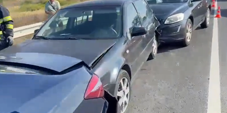 Patru mașini s-au ciocnit pe centura de sud a Timișoarei! O femeie a fost rănită