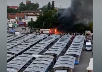 Incendiu puternic în Piața Flavia din Timișoara