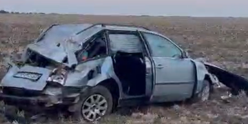 Bărbat de 40 ani, mort după ce s-a răsturnat cu mașina pe un drum din Timiș