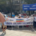 Protest al profesorilor în fața Prefecturii Timiș: „Vrem salarii decente”