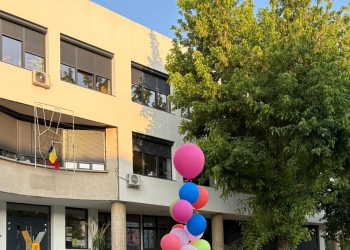 Scandalos! Doi elevi de 13 ani au făcut sex într-o baie a Școlii Gimnaziale Nr. 30 din Timișoara