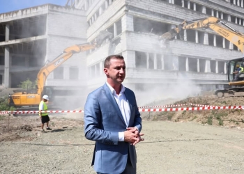 Alfred Simonis: „Institutul Oncologic din Timișoara se construiește!” Premierul Bolojan anunță că este asigurată finanțarea europeană