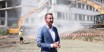 Alfred Simonis: „Institutul Oncologic din Timișoara se construiește!” Premierul Bolojan anunță că este asigurată finanțarea europeană