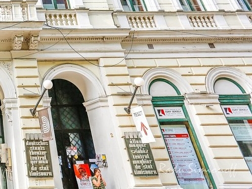 Actriță de la Teatrul Maghiar din Timișoara, lovită de un element de decor în timpul unei repetiții