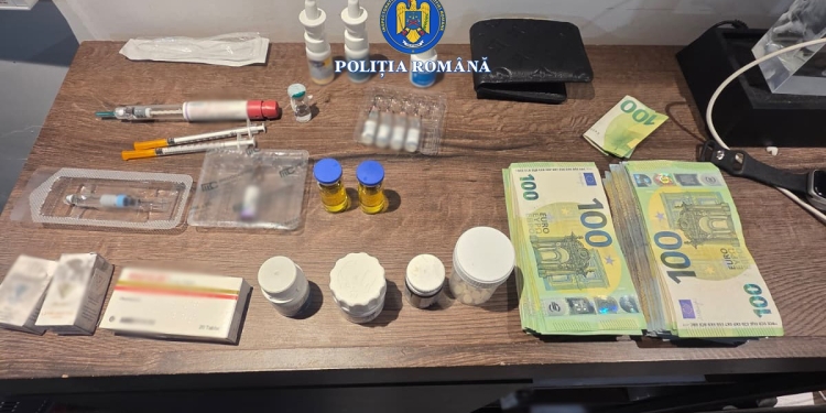 Bărbați din Timiș și Caraș care preparau steroizi acasă, vizitați de mascați
