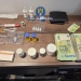 Bărbați din Timiș și Caraș care preparau steroizi acasă, vizitați de mascați