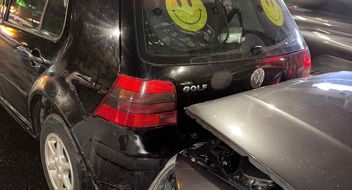 Accident în lanț pe un bulevard din Timișoara! O tânără a fost rănită