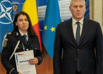 O polițistă din Timiș, premiată de ministrul Afacerilor Interne pentru un gest care a salvat o viață