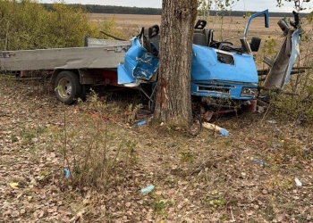 Adolescent din Timiș, la spital. S-a urcat într-o mașină condusă de un tânăr fără permis