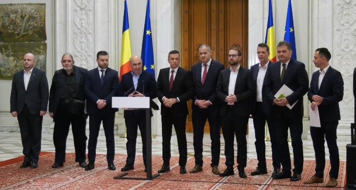 Dominic Fritz, președintele USR despre neconstituționalitatea legii pensiilor speciale: „Nu renunțăm la desființarea acestor privilegii”