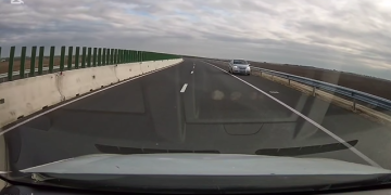 Șofer filmat pe contrasens pe noul drum de legătură Timișoara – autostrada A1