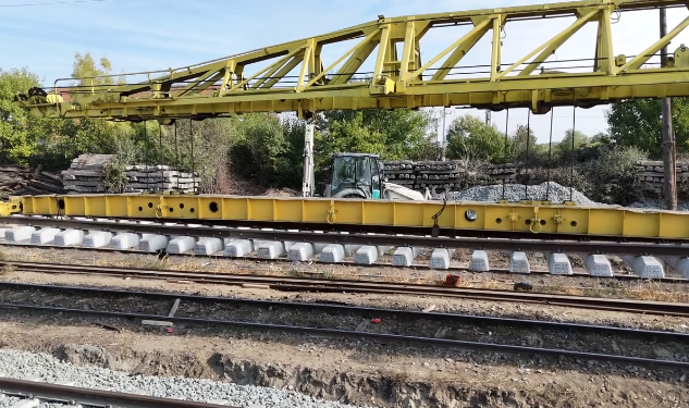 Avansează lucrările de modernizare a căii ferate Timișoara – Cenad! Se folosește și un tren specializat