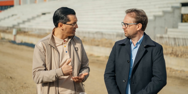 Răzvan Burleanu, președintele Federației Române de Fotbal, în vizită pe șantierul noului stadion din Timișoara