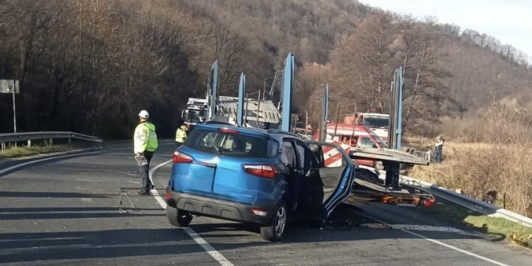 Accident grav pe un drum din Banat: o bătrână de 87 ani a murit FOTO