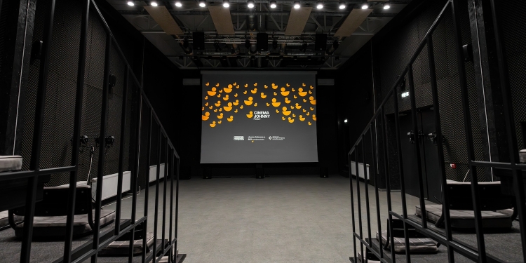 Cinema Johnny din Freidorf va avea program săptămânal, din 21 noiembrie FOTO