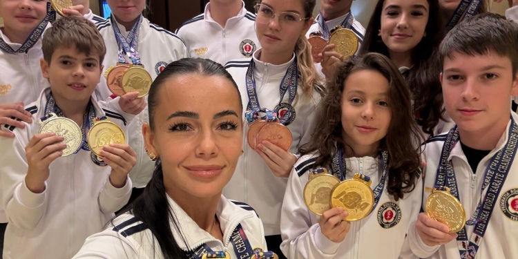Sportivi din Timișoara, pe podium în Japonia! 16 medalii câștigate la Campionatul Mondial de Karate FOTO