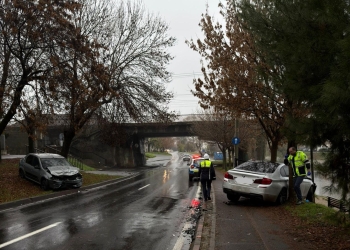 A lovit și a fugit. Polițiștii din Timișoara caută un șofer care a făcut 3 victime