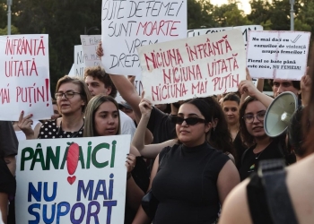 Marș al solidarității la Timișoara, de Ziua Internațională pentru Eliminarea Violenței asupra Femeilor