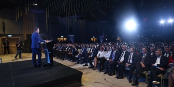 Sorin Grindeanu, susținut de familia sa politică pentru funcția de președinte PSD