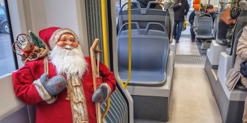 Tramvaiul lui Moș Crăciun circulă și în acest an în Timișoara