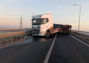 Trafic blocat pe centura de sud a Timișoarei, în zona Rudicica, din cauza unui camion