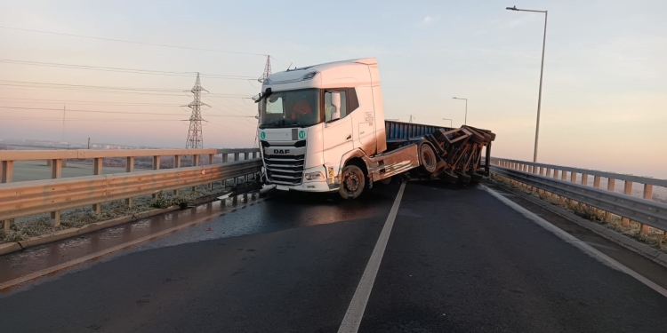 Trafic blocat pe centura de sud a Timișoarei, în zona Rudicica, din cauza unui camion