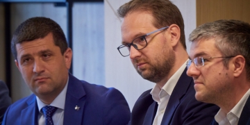 Dominic Fritz, despre propunerile USR de miniștri la Apărare și Economie: „Oameni cu experiență reală și cu rezultate clare”