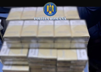Amenzi usturătoare pentru două persoane din Timiș prinse cu țigarete ilegale
