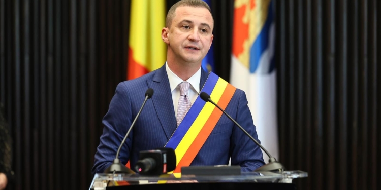 Alfred Simonis, de 1 Decembrie: Adevăratul patriotism și iubirea de țară înseamnă munca de zi cu zi