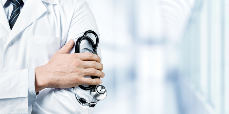 Spitalul Orășenesc Deta angajează un medic de medicină internă