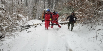 Sate fără curent de aproape 2 zile, în Timiș. Autoritățile județene trimit generatoare
