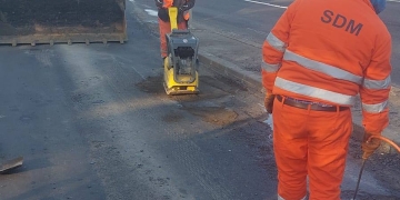 Reparații provizorii pe străzile din Timișoara, după îngheț–dezgheț