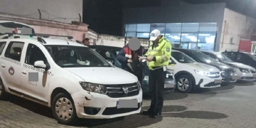 Taximetriști din Timișoara amendați! Polițiștii locali au descoperit numeroase nereguli FOTO