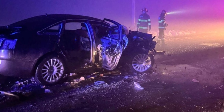 Accident grav pe un drum din vestul țării: un tânăr de 32 ani a murit pe loc